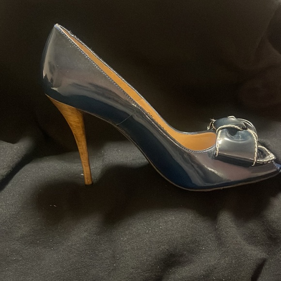 Stuart Weitzman Blue Patent Leather Bow Accents Pumps Size 6 (Usa Size) - Picture 11 of 12